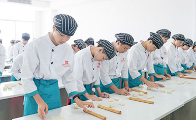 厨师学费贵吗