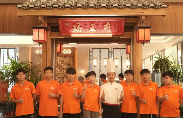 У԰-⿼ѧУҵιۣѾѾУ